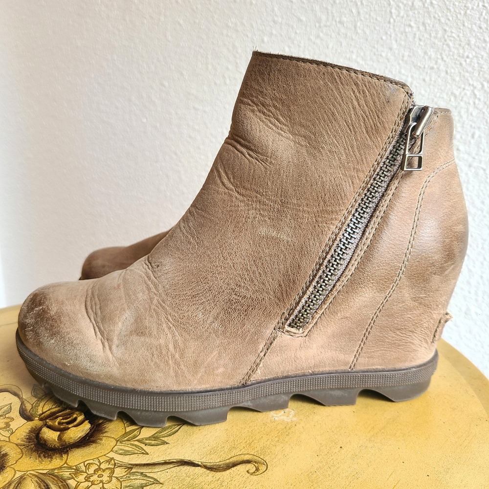 Sorel Joan of Arctic‎ II Leather US 7 Wedge Boots Booties Zip Up Tan Nubuck - Picture 6 of 9